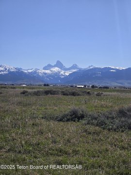 Tetonia, ID - 1 Acre Lot