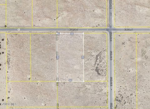 Land Parcel with Paved Avenue Frontage