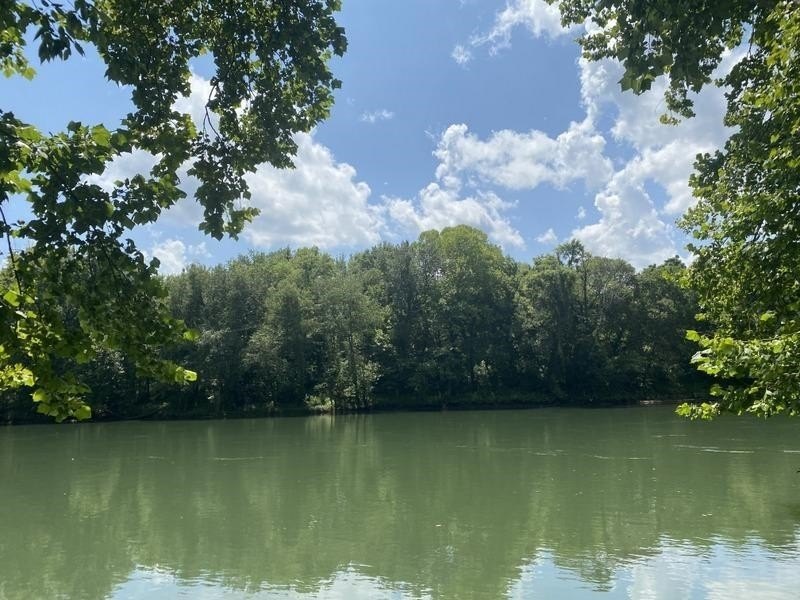 105 Acres on Cumberland River