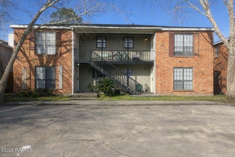Lafayette Fourplex: Income Opportunity