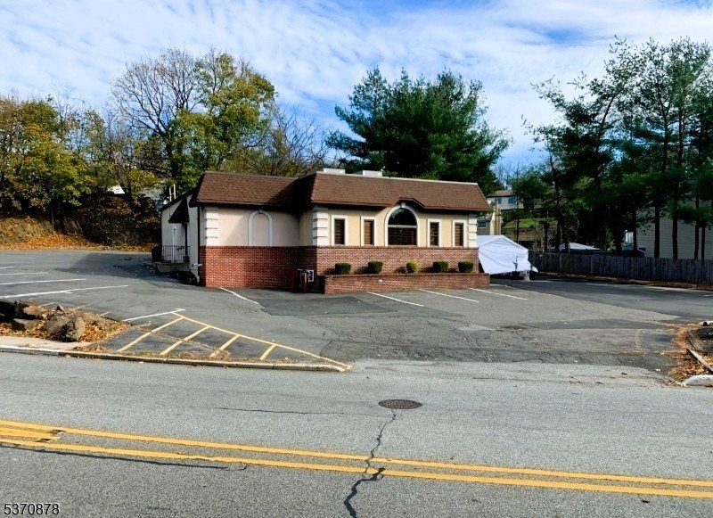 Woodland Park Commercial Property For Sale