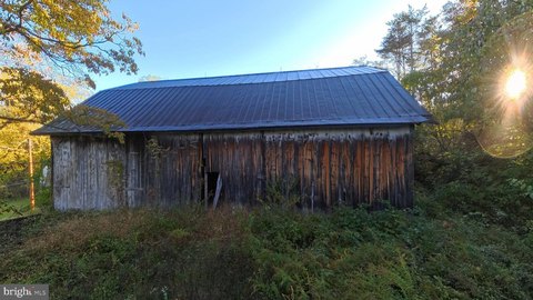 Land, ELLIOTTSBURG, PA