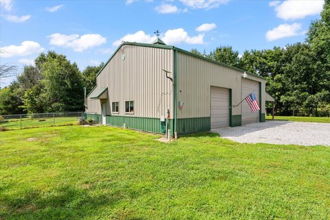 Land, Kinmundy, IL