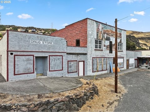 Historic Wishram Mixed-Use Building