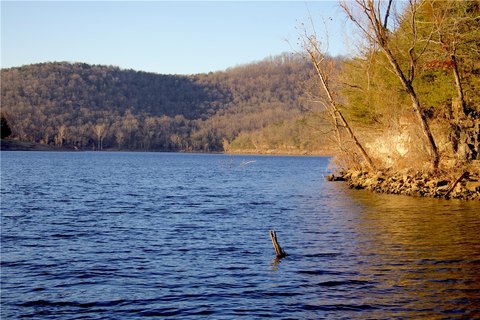 66 Acres Near Table Rock