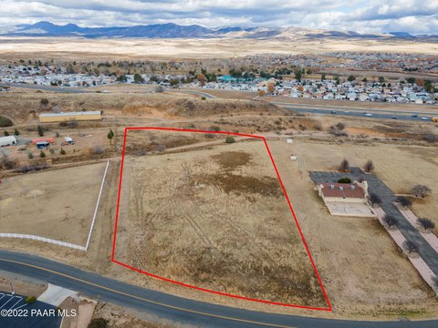 Land in Dewey-Humboldt, Arizona