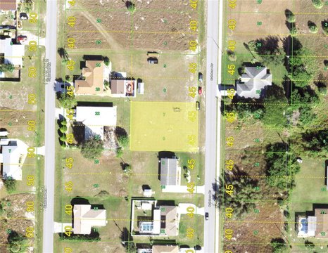 Residential Land in Harbour Heights