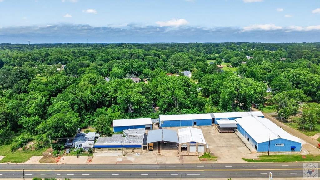 Versatile Commercial Property in Atlanta