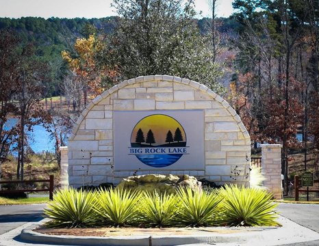 Hallsville, TX Homesite with Lake