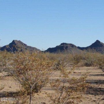5-Acre Desert Land in Congress