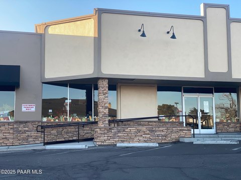 Prime Retail Space in Prescott