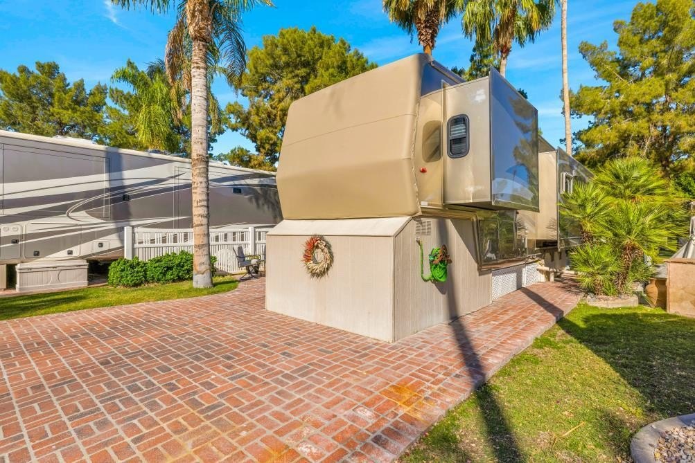 Picture 19