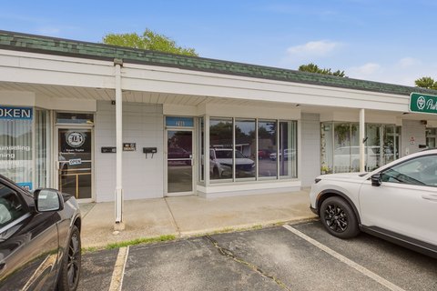 Retail Space in Shopping Center