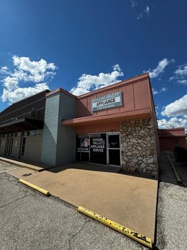 San Angelo Commercial Building