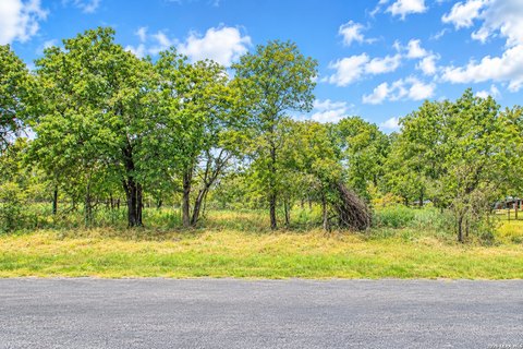 Land, Adkins, TX