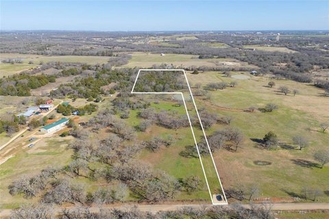 Expansive Country Land in Alvarado