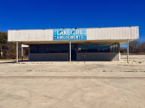 Versatile Retail and Restaurant Space