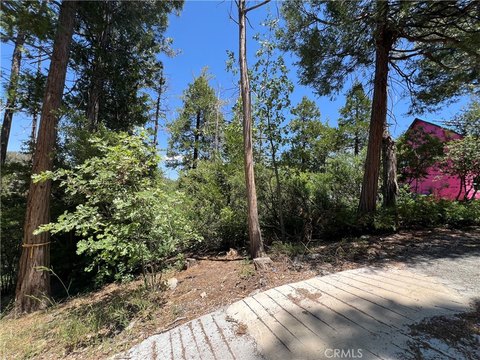LAND - Lake Arrowhead, CA