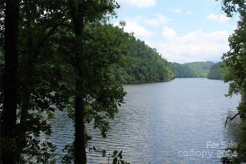 Waterfront Land Parcel with Multiple Sites