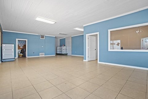 Six-Unit Retail Property