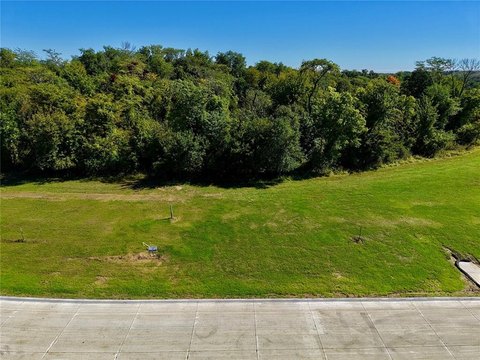 Land/Lot/Farm, Cedar Rapids, IA