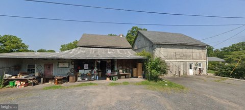 Barn-Style Storefront Property