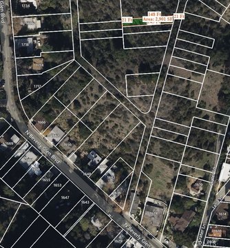 Land in Bel Air Area