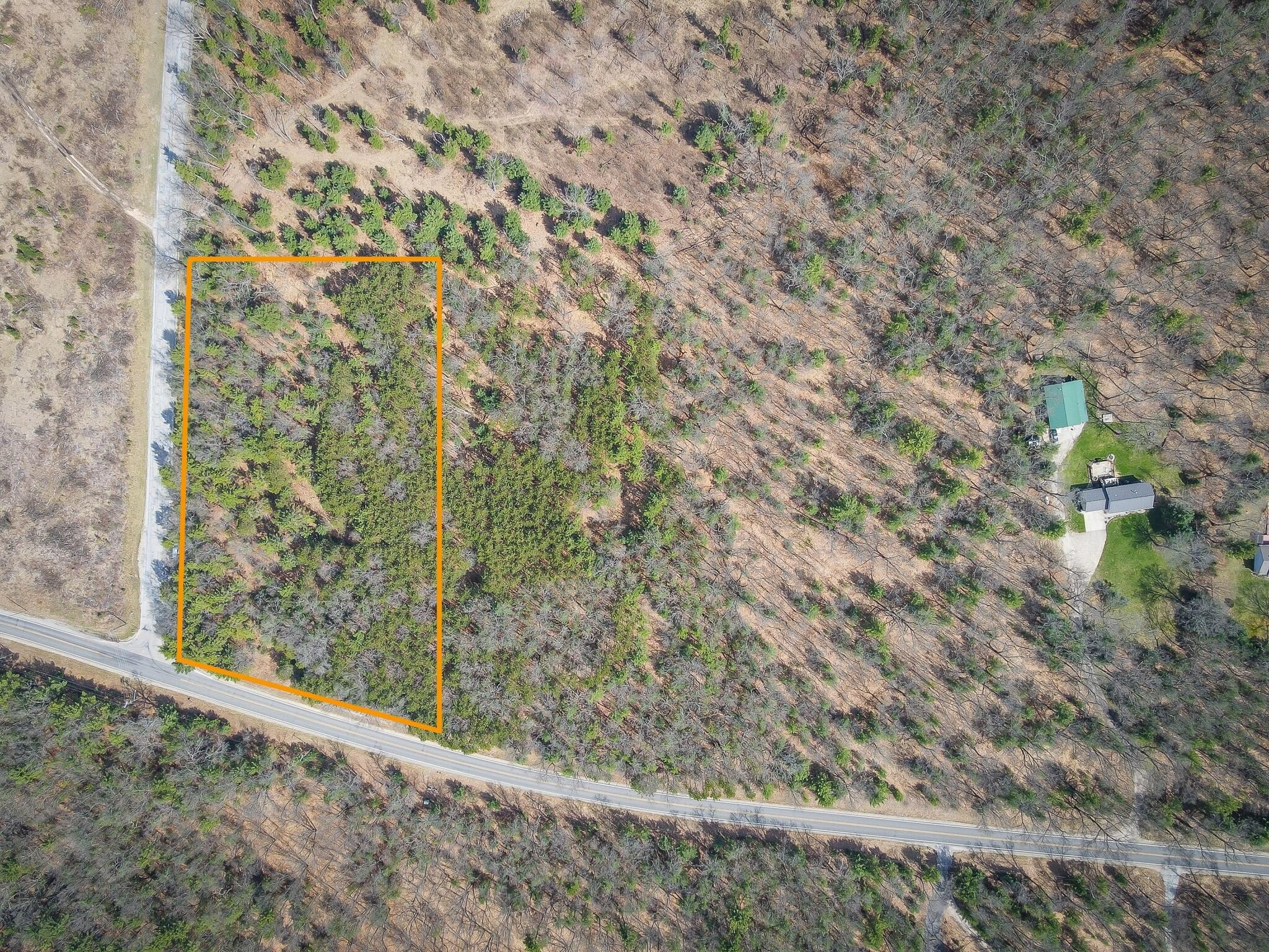 Whitehall, MI Corner Lot