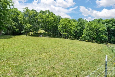 Creekfront Pasture Land