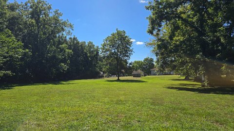 Carrollton, MO Vacant Corner Lot