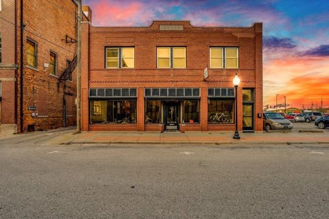 El Dorado Commercial Space Available