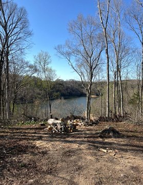 Lakeview Lot Near Boat Ramp