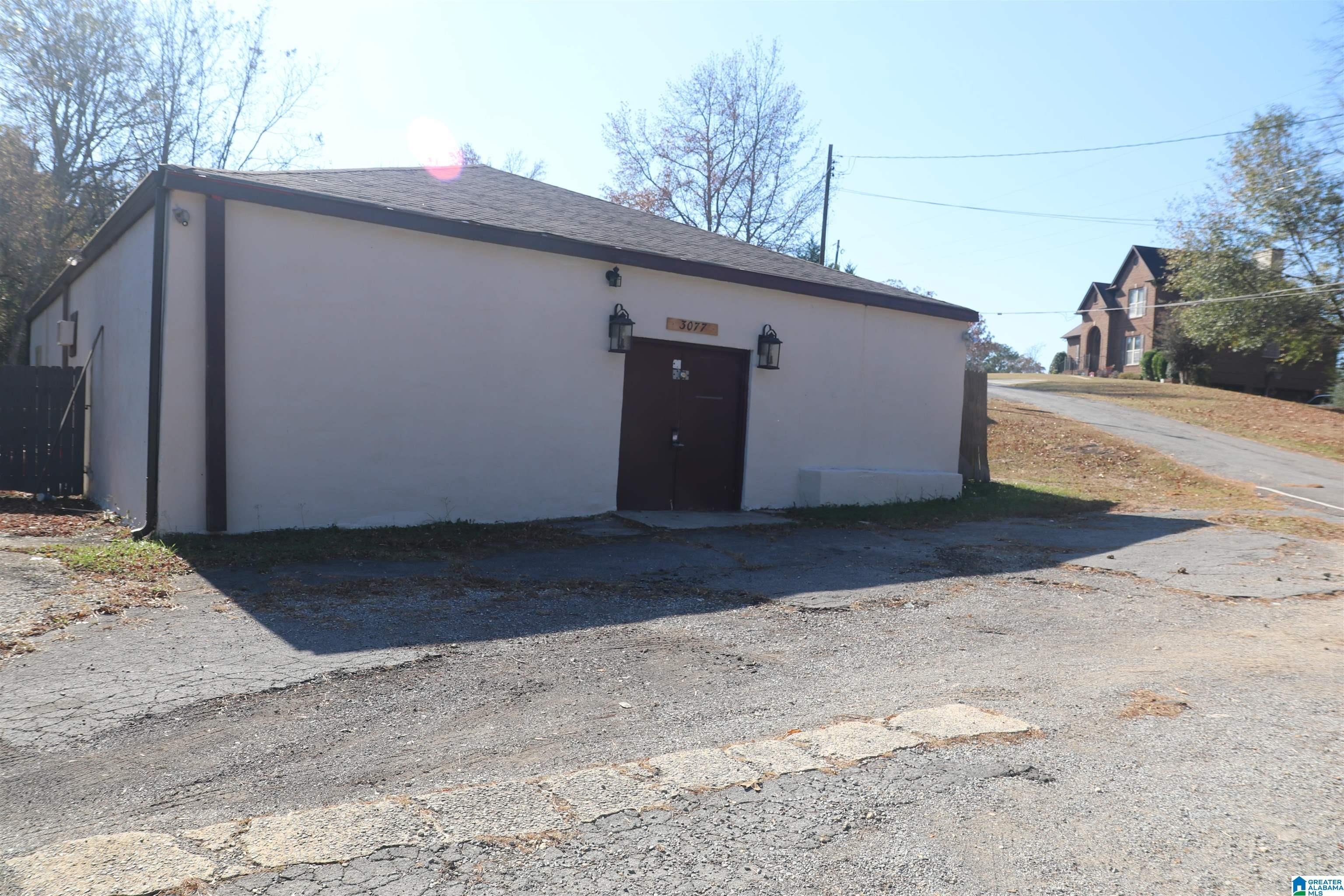 Trussville Warehouse with Office Space