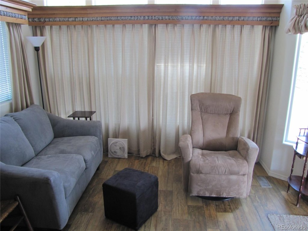Picture 33