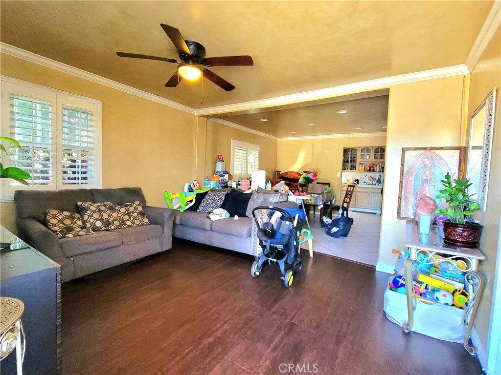 Picture 4