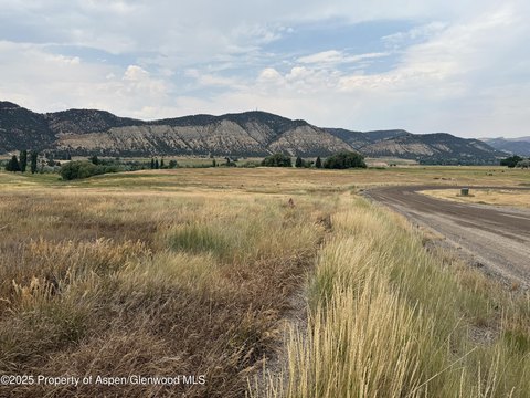 Residential Land in Ridge Estates