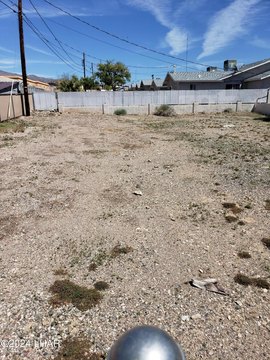 Residential Land in Lake Havasu