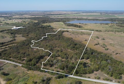 Land with Creek Boundary