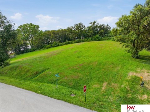 LAND - Plattsmouth, NE