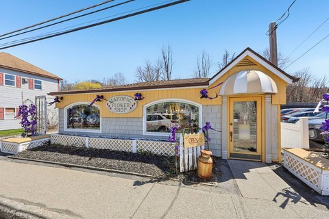 Turnkey Flower Shop with Real Estate