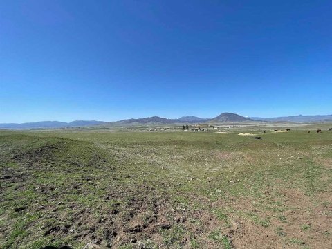 Land with Views near Montague