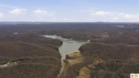 Burkesville Farm with Lake Views