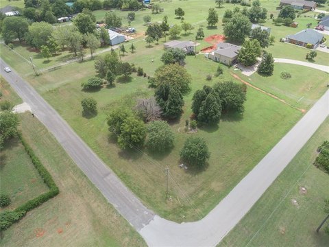 LAND - Newcastle, OK