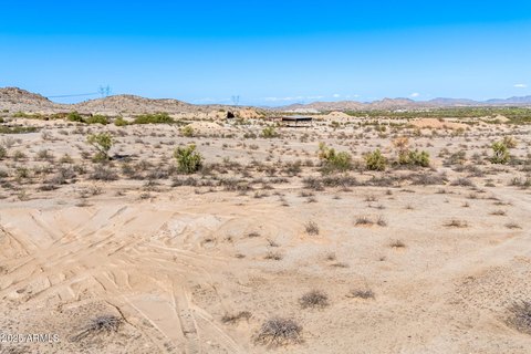 Residential Land in Buckeye, AZ