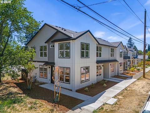 Portland Multifamily Property with Four Units