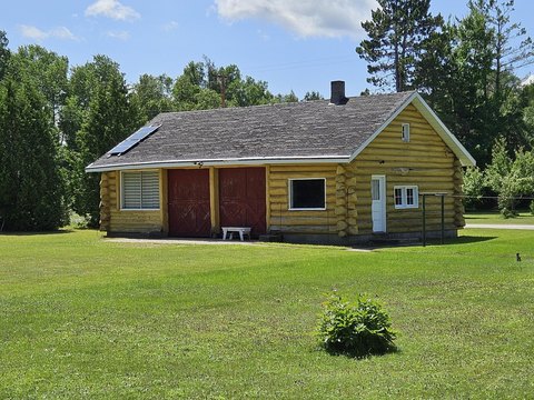 LAND - Germfask, MI