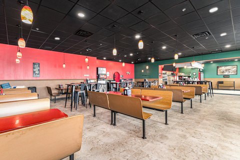 Established Restaurant in Prime Location