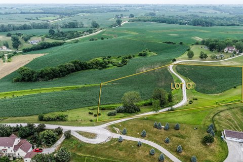 Scenic 6-Acre Iowa Land Parcel