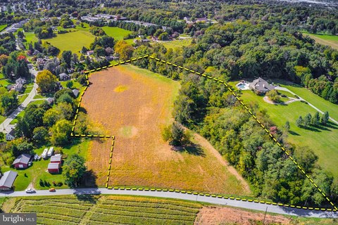 Land, YORK, PA