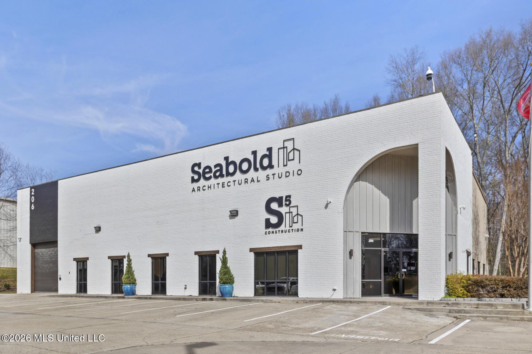 Modernized Office/Warehouse Facility For Sale